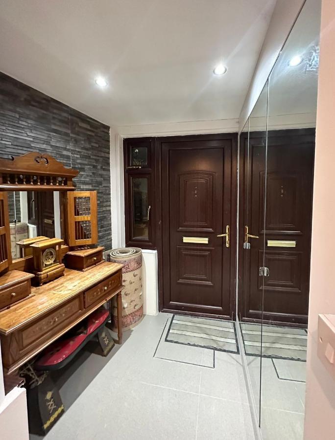 London Charm - Stylish Room In Spacious Home Zewnętrze zdjęcie